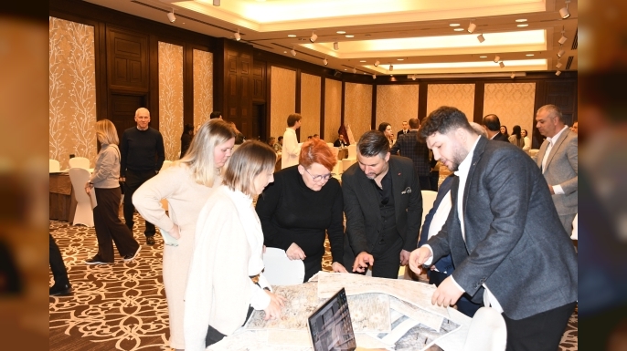 Halıcılar Rus Pazarlarını Mercek Altına Aldı