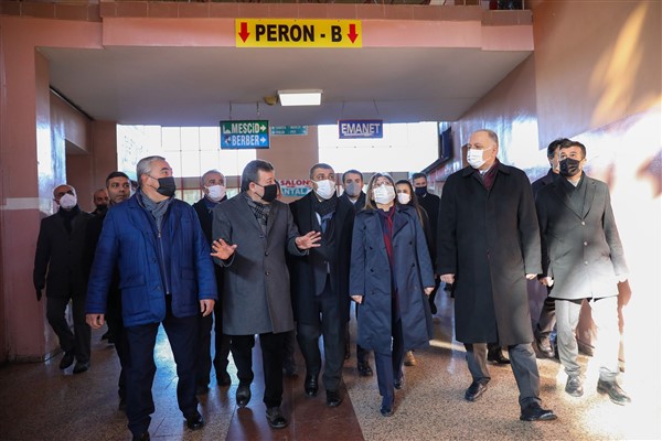 ŞAHİN TEMİNALDE İNCELEMELERDE BULUNDU