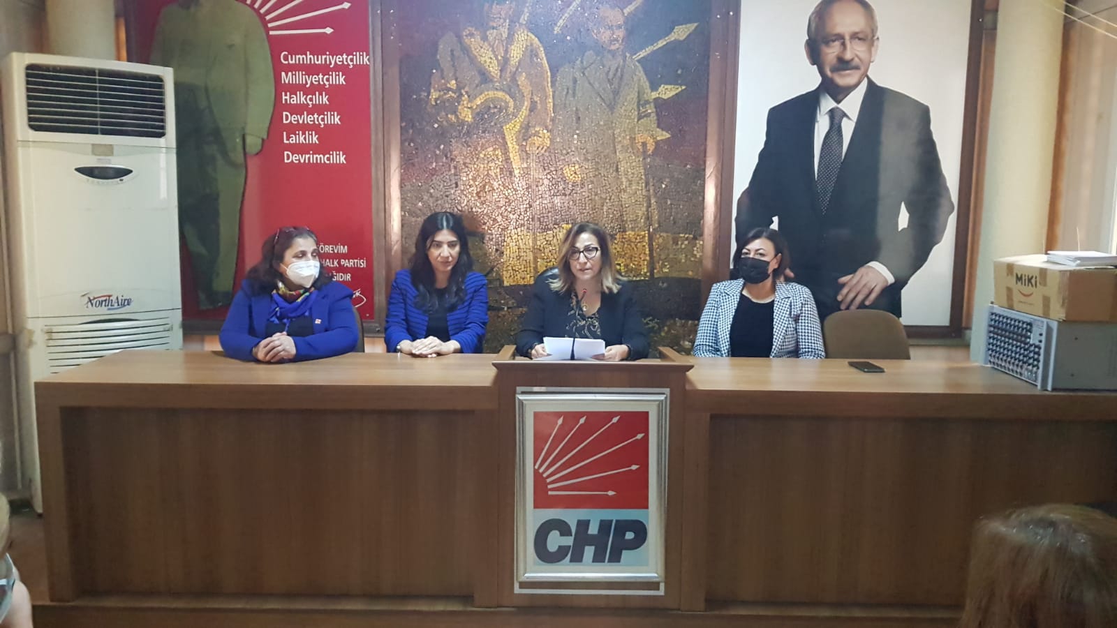 CHP Kadın Kolları Medeni Kanunun Kabulü’nün Yıl Dönümünü Kutladı