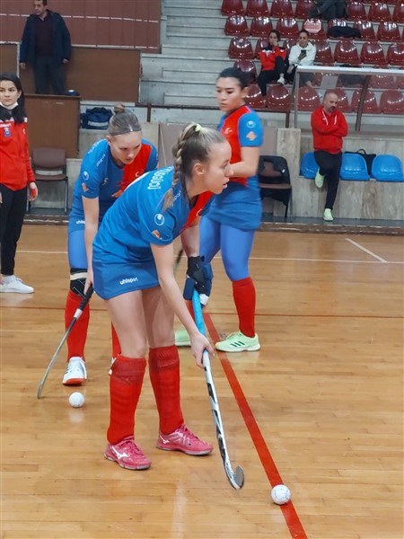 Hokeyin Sultanları Destan Yazıyor