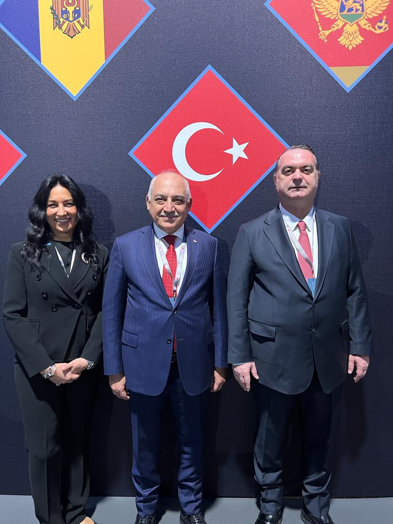 47. UEFA Olağan Kongresi Lizbon'da Yapıldı