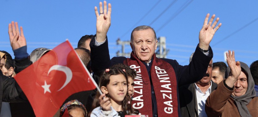 BAKAN KURUM: 11 ŞEHRİMİZİ İHYA EDERKEN; UMUDUNUZU İNŞA ETTİĞİMİZİ AKLIMIZDAN TEK BİR AN BİLE ÇIKARMAYACAĞIZ!
