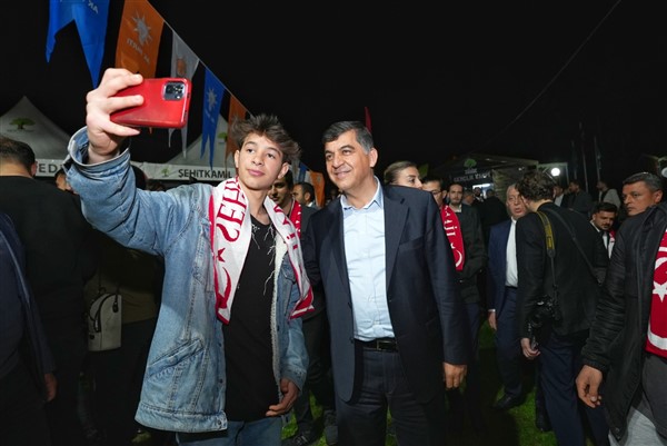 “ÇAY BİZDEN SOHBET SİZDEN”