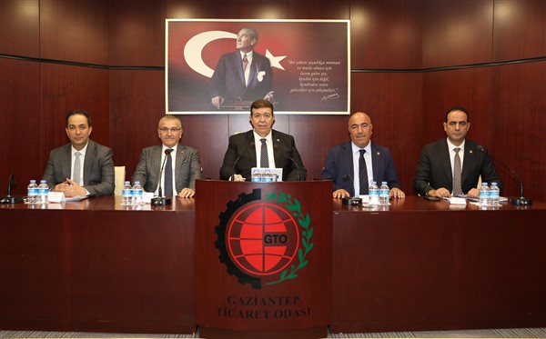 Depremi ve depremin getirdiği acıları unutmayacağız