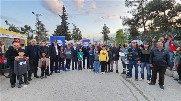 Gaziantepli halıcılar Depremzedelerle iftarda buluştu