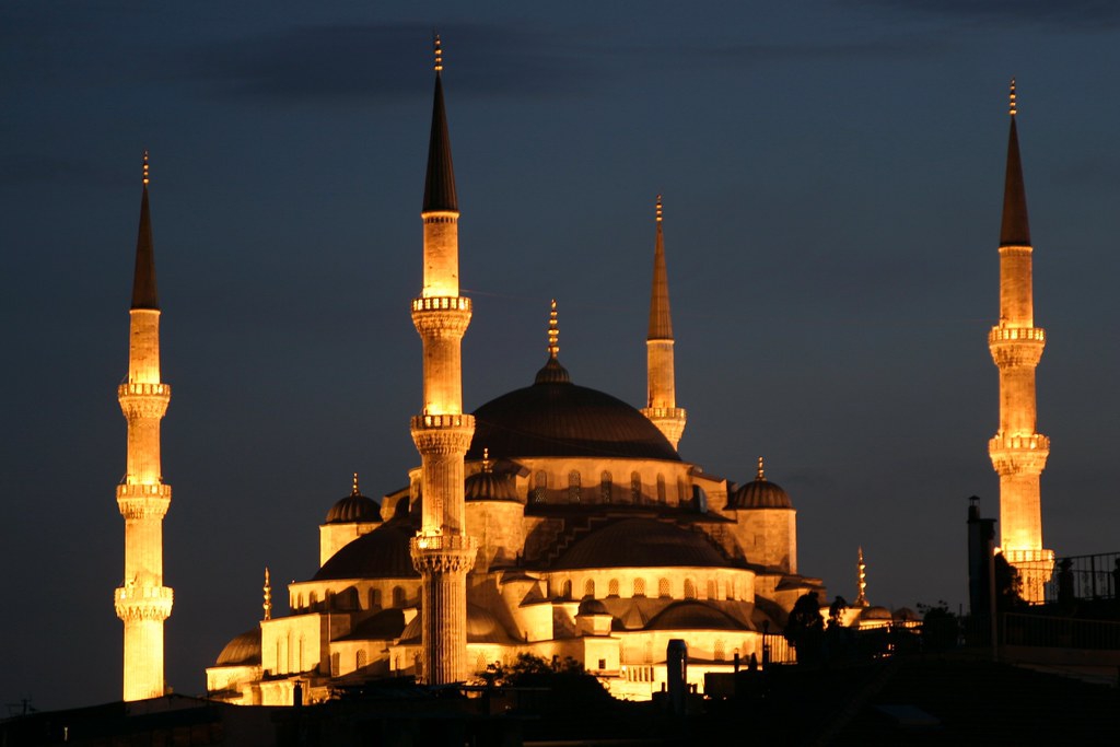 MÜBAREK KADİR GECESİ NE ZAMAN? KADİR GECESİNİN ÖNEMİ...