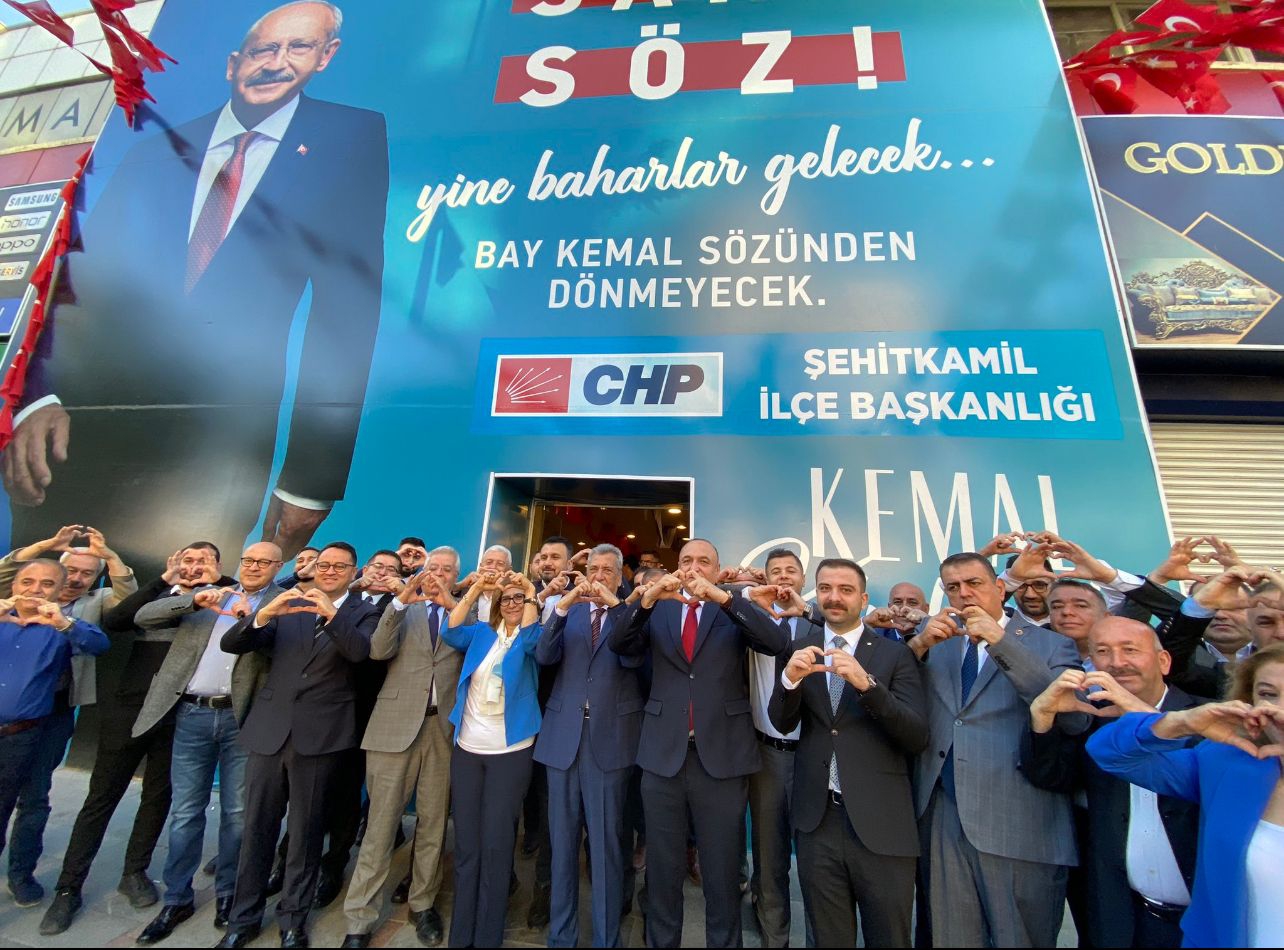 "HALK DEĞİŞİM İSTİYOR"