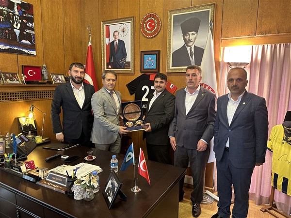 Göçer’den milletvekillerine hayırlı olsun ziyareti !