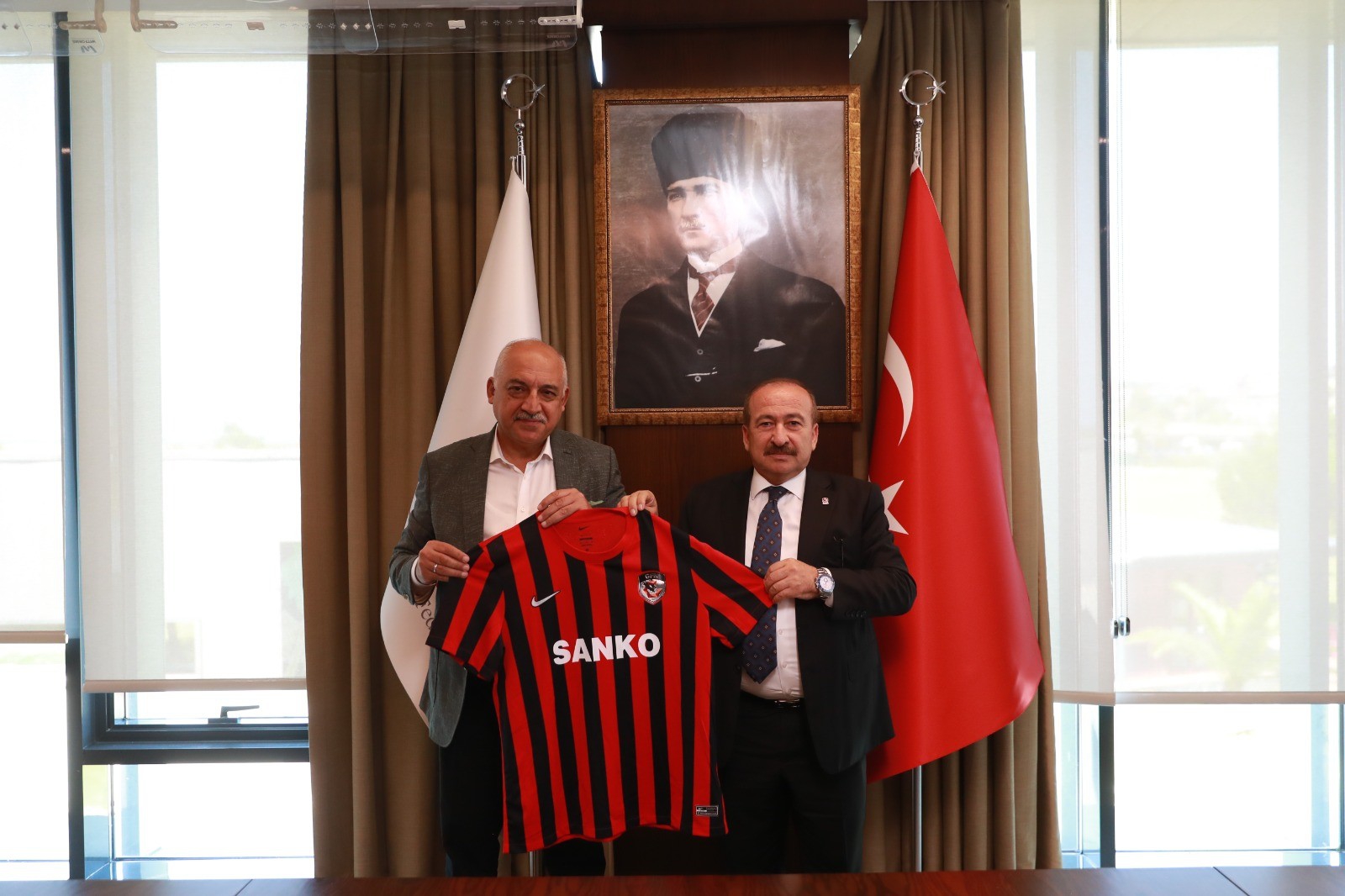 TFF Başkanı Mehmet Büyükekşi'ye ziyaret