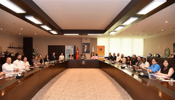 İHRACAT AKADEMİSİ 7.DÖNEM SERTİFİKA TÖRENİ GERÇEKLEŞTİRİLDİ