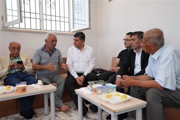 VATANDAŞLARDAN, BAŞKAN FADILOĞLU’NA HİZMET TEŞEKKÜRÜ