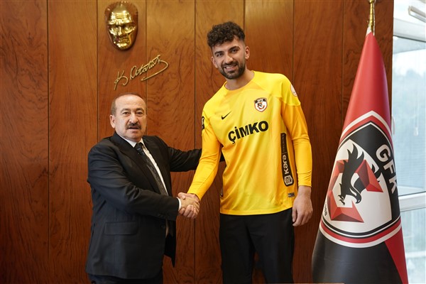 GAZİANTEP FK'DA SÜRPRİZ TRANSFER