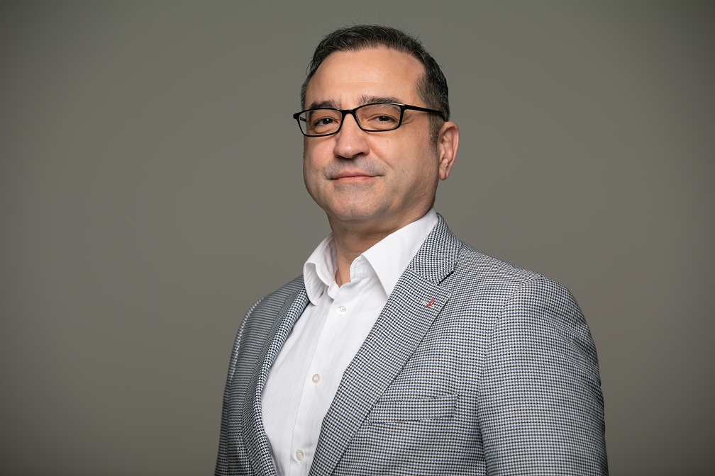 Çipli kimlik ile parmak izi doğrulama dönemi başladı