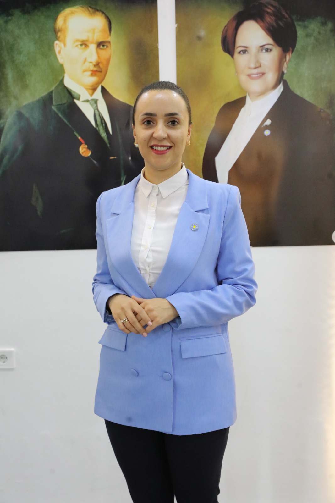 YUVANIZA DÖNÜN GÜN BİR VE BERABER OLMA GÜNÜDÜR .