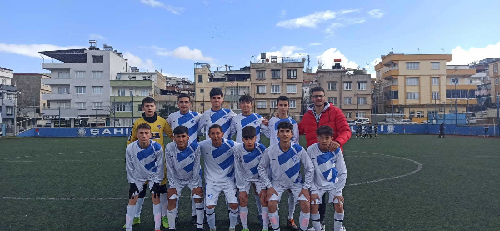 A.MEKİK U17 SERİYE DEVAM EDİYOR