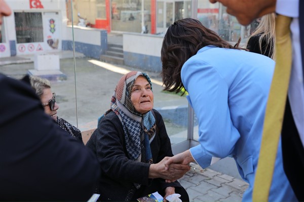 BİLGİÇ’E YOĞUN İLGİ