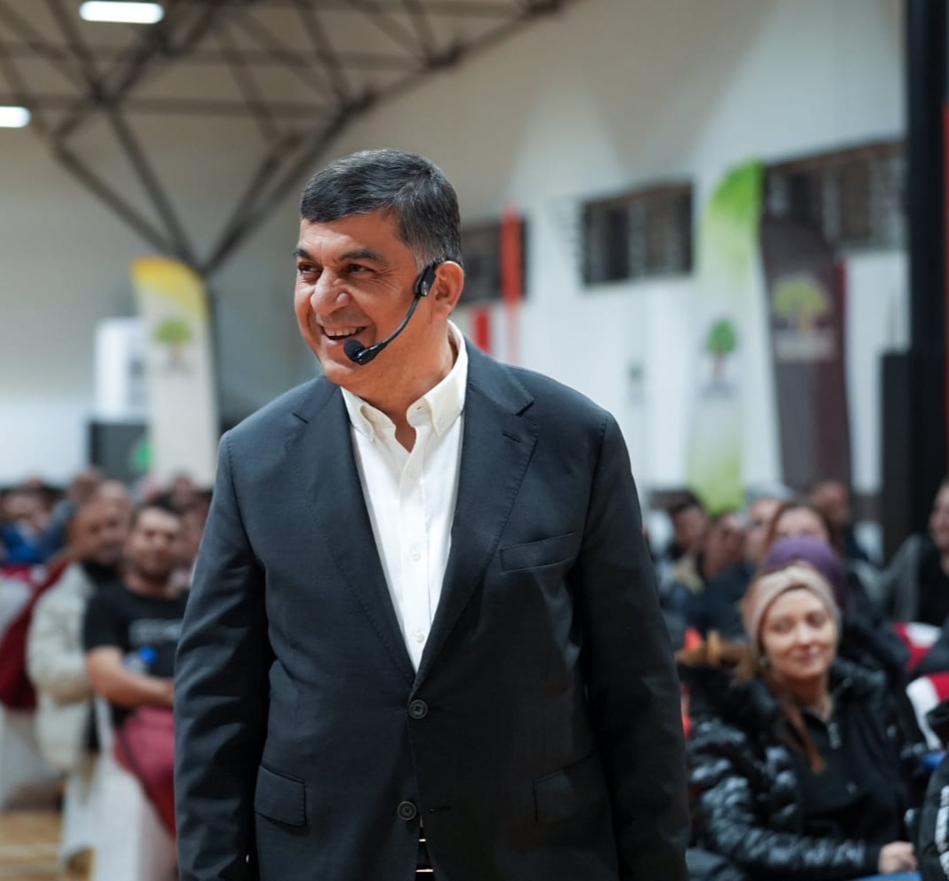 FADILOĞLU; ÇALMADIK KAPI, SIKILMADIK EL BIRAKMIYOR