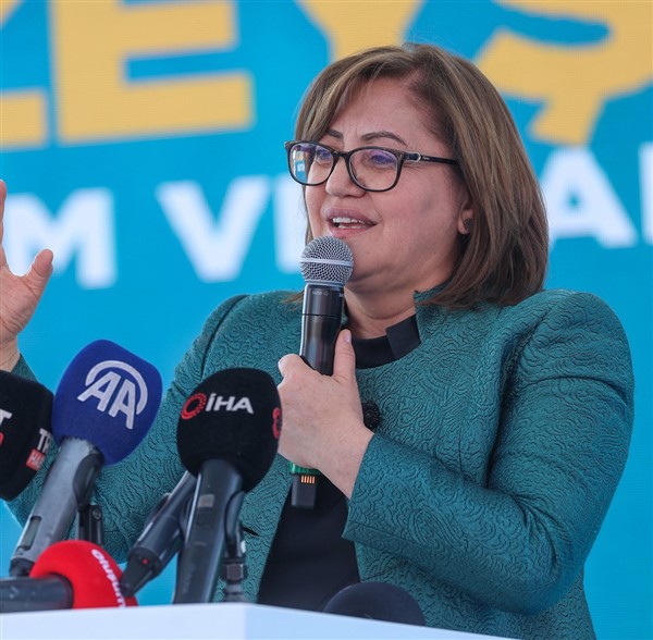 BAKAN TEKİN: GAZİANTEP, FATMA BAŞKANIN KADRİNİ KIYMETİNİ BİLMELİ