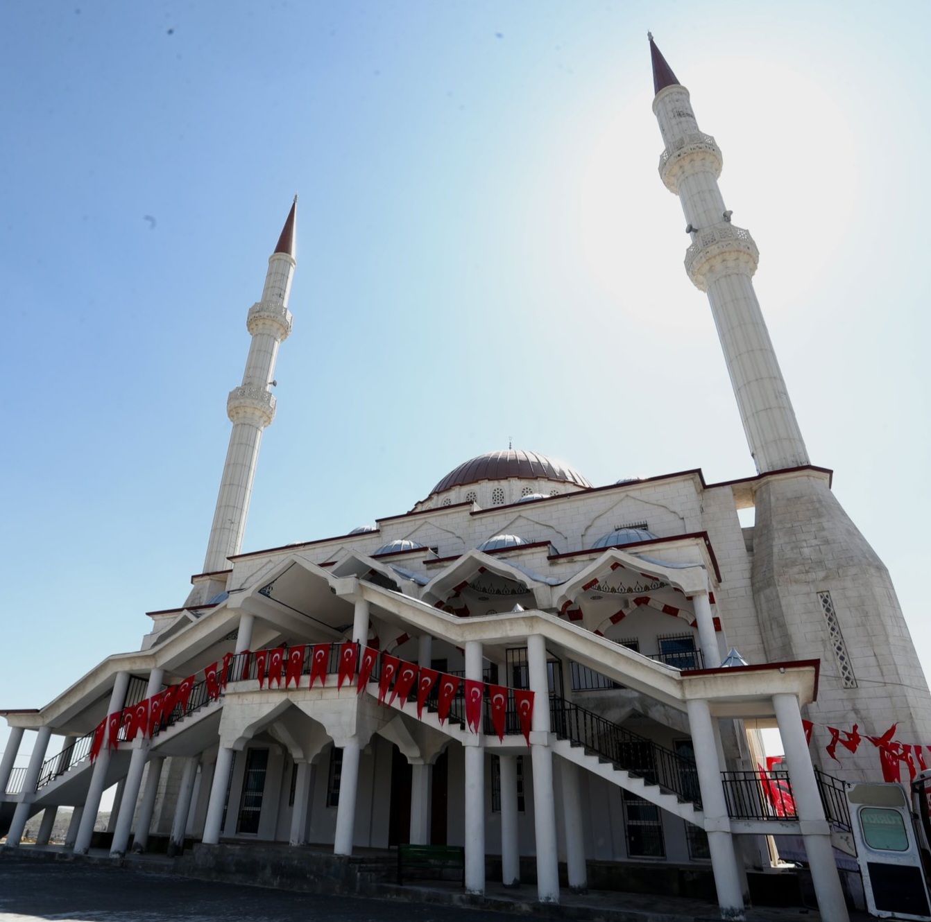 ŞAHİNBEY BELEDİYESİ BİR CAMİYİ DAHA HİZMETE AÇTI