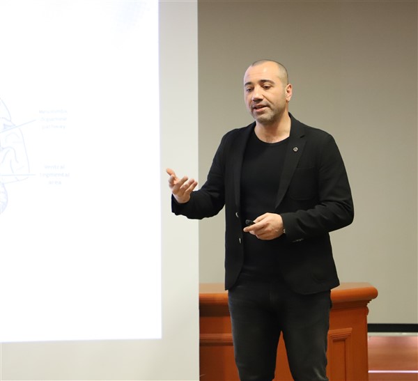 SANKO ÜNİVERSİTESİ’NDE “TEKNOLOJİ BAĞIMLILIĞI” KONFERANSI
