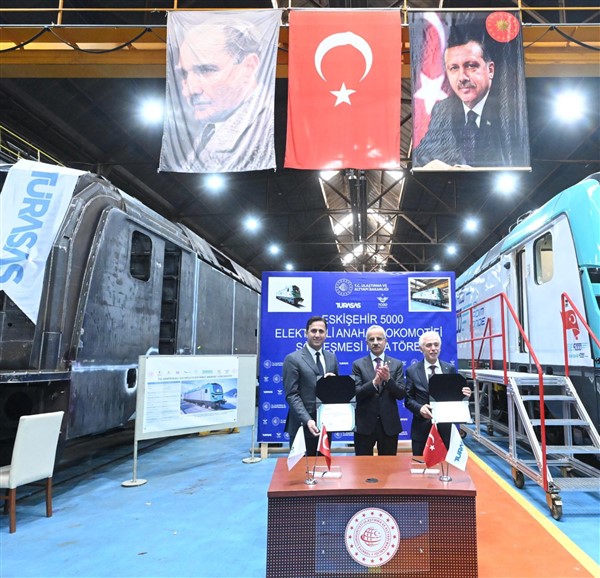 YERLİ VE MİLLİ TREN ÜRETİMİNDE TARİHİ İMZA