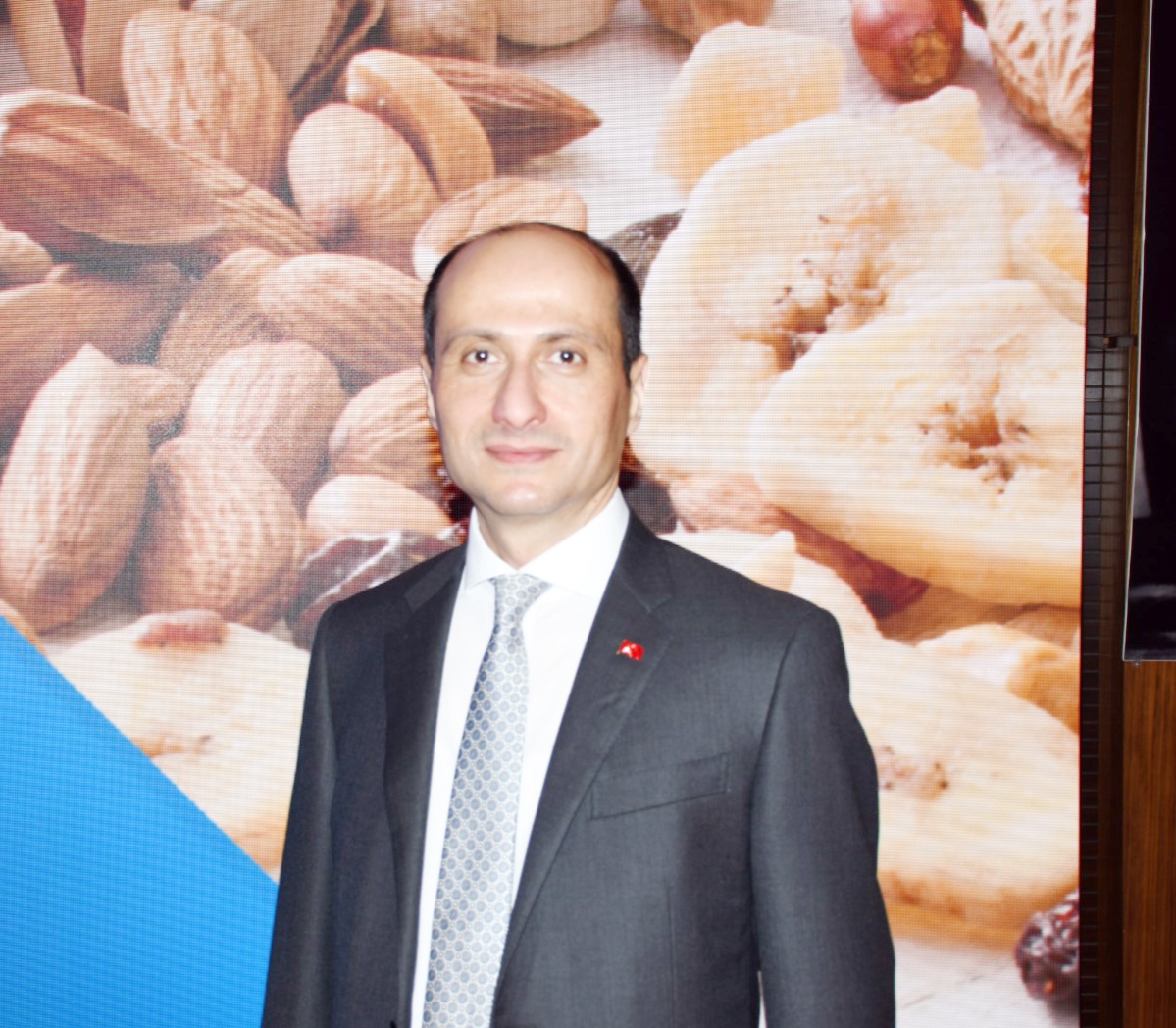Başkan Mehmet Çıkmaz güven tazeledi