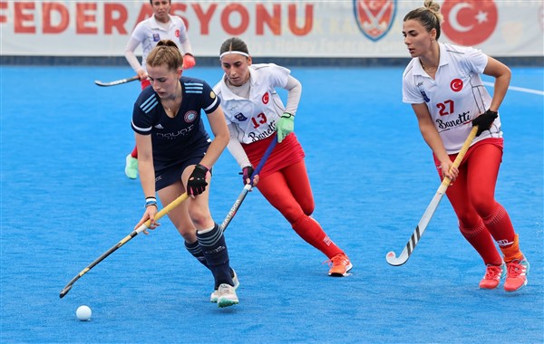 Avrupa Şampiyonasında Kadın ve Erkekler Yarı Finalde