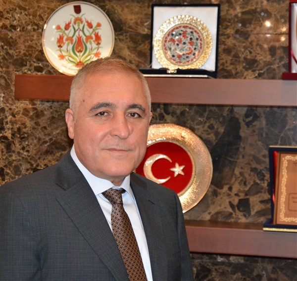 Gaziantep OSB Başkanı Cengiz Şimşek'ten 23 Nisan kutlama mesajı: "Coşku ve gururla kutluyoruz"