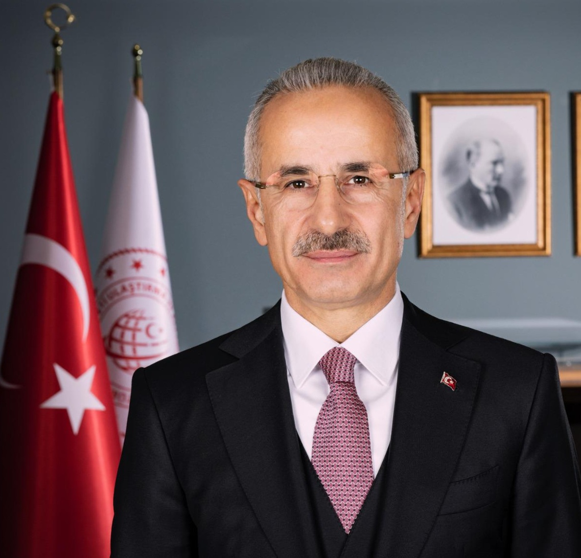 HAVALİMANLARINDAN KİMSE ARANMADAN GEÇEMEYECEK!