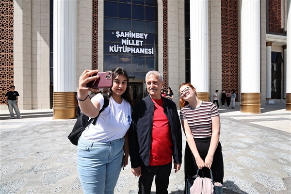 ŞAHİNBEY BELEDİYESİ MİLLET KÜTÜPHANESİ’NE YOĞUN İLGİ