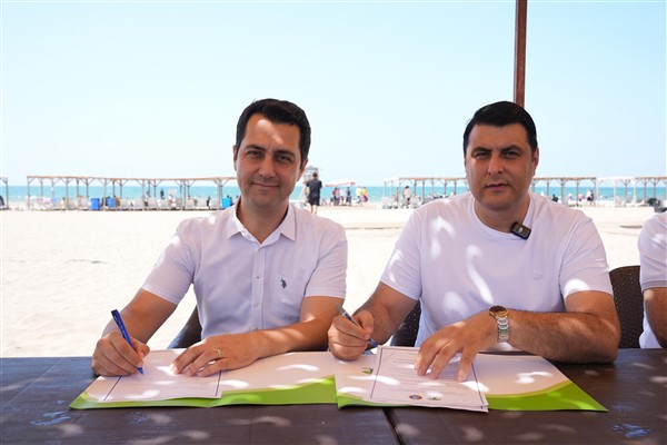 BAŞKAN YILMAZ’DAN ÖĞRENCİLERE KARNE HEDİYESİ: DENİZ KAMPI