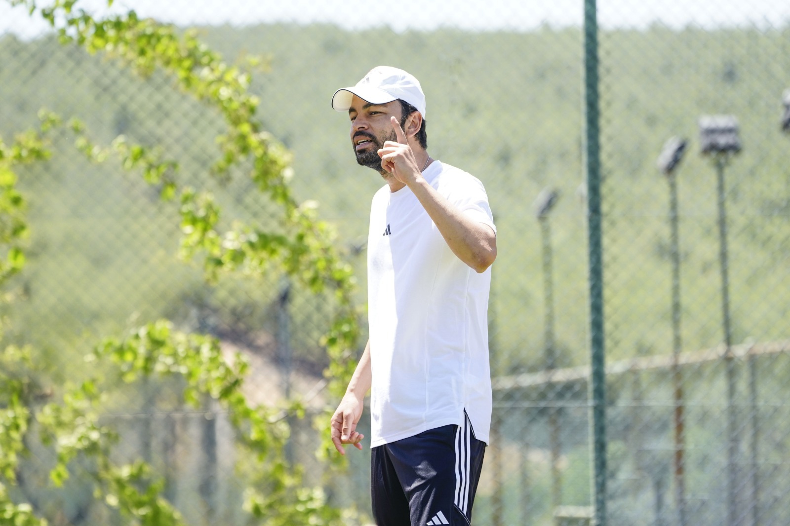 HAZIRLIKLAR DEVAM EDİYOR