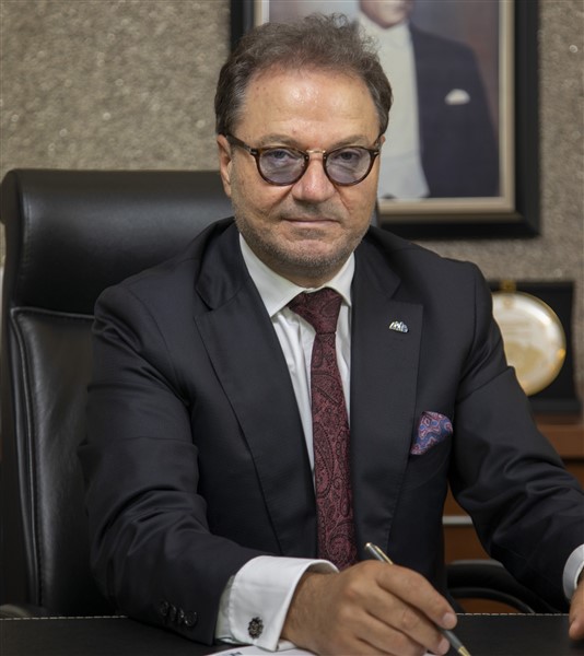 HAZIR GİYİMDE KRİZ DERİNLEŞİYOR