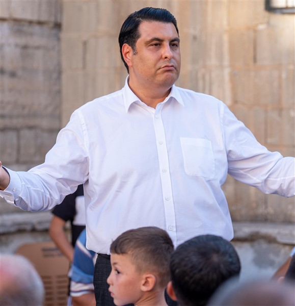 ÖĞÜMSÖĞÜT SAKİNLERİNDEN YILMAZ’A YOĞUN İLGİ