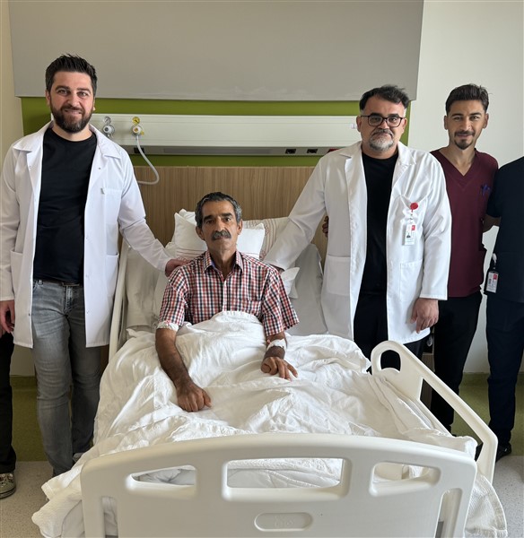 GAZİANTEP ŞEHİR HASTANESİ BİR İLKİ DAHA GERÇEKLEŞTİRDİ