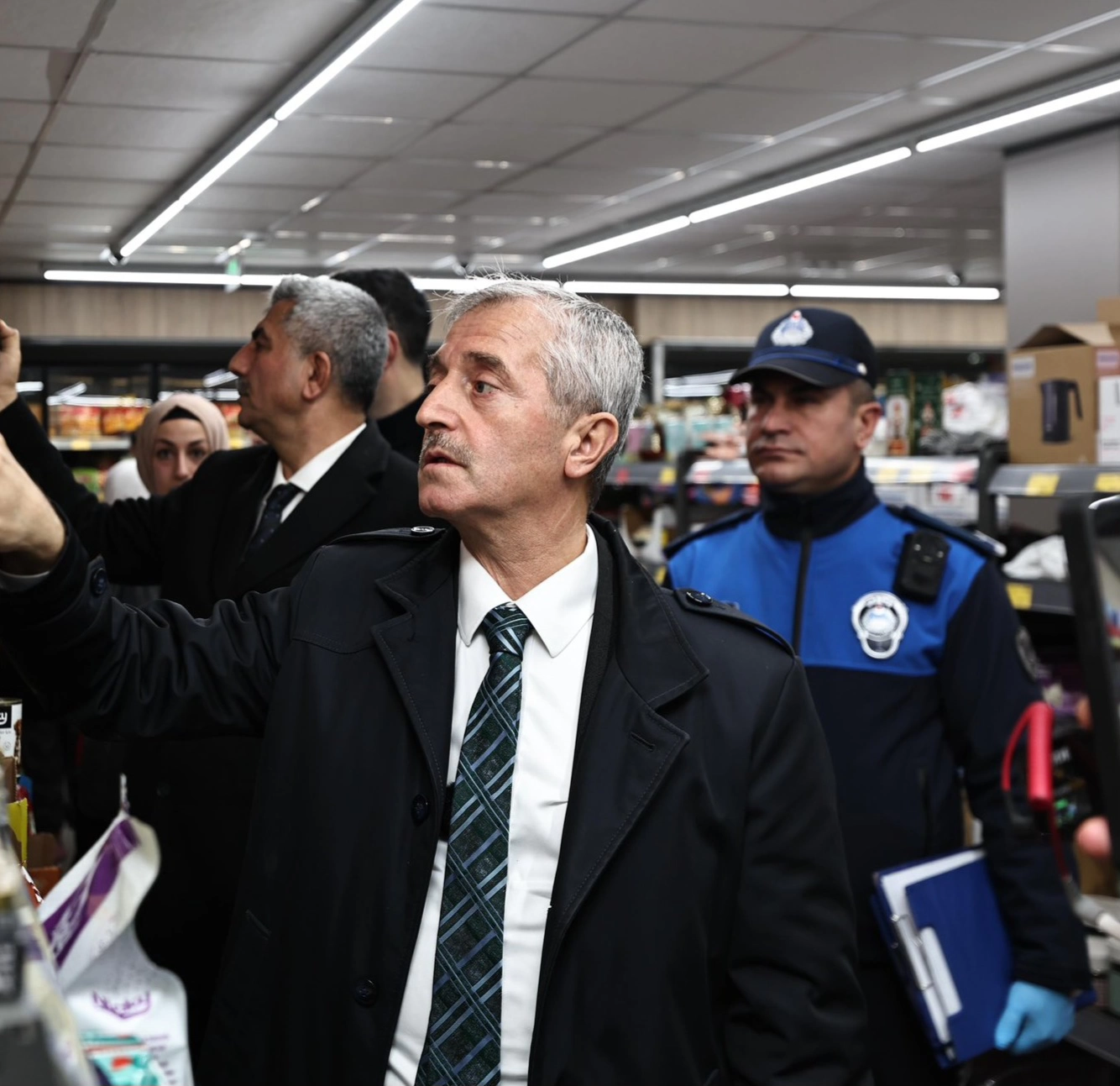 BAŞKAN TAHMAZOĞLU, FIRSATÇILARA GÖZ AÇTIRMIYOR