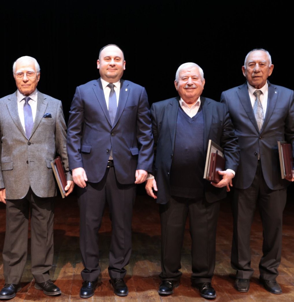 İMO dan Duayen İnşaat Mühendislerine teşekkür plaketi!