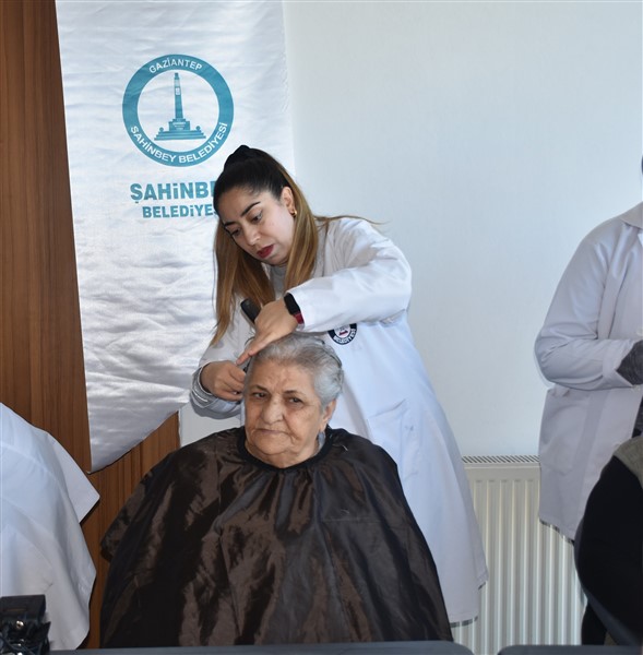 ŞAHİNBEY YAŞLILARI UNUTMADI