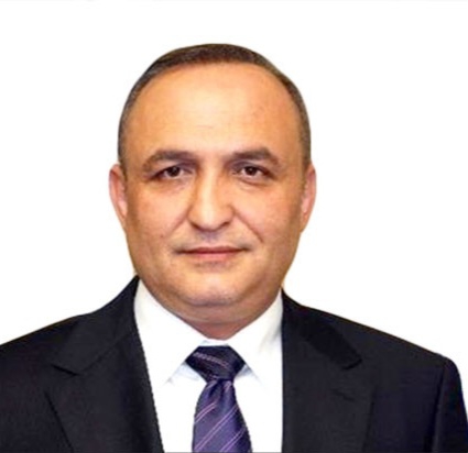 Sarayda Şatafat Halk Eğitimde Tasarruf
