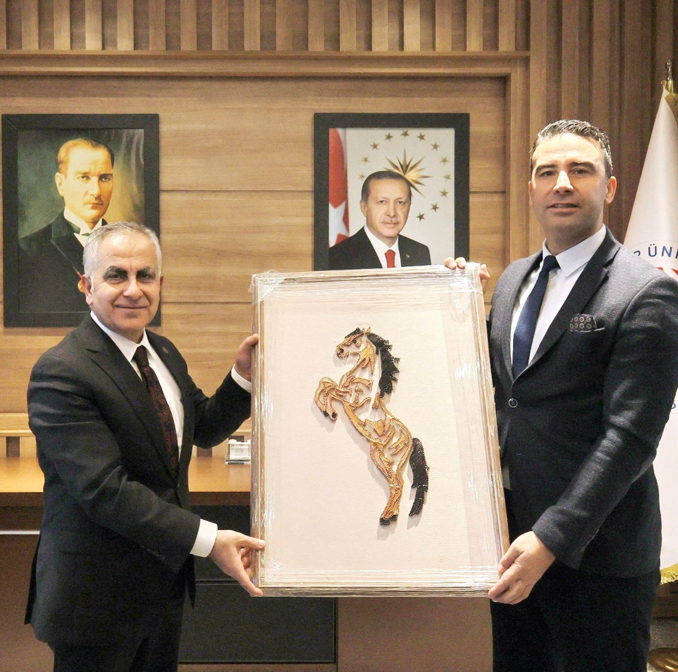AİLE VE SOSYAL HİZMETLER İL MÜDÜRÜ ZEYBEK GAÜN REKTÖRÜ DOĞAN’I ZİYARET ETTİ