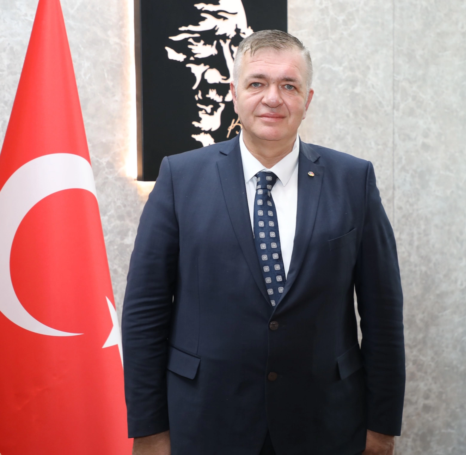 AKDENİZ ÜPAK YATIRIMCILARI BEKLİYOR