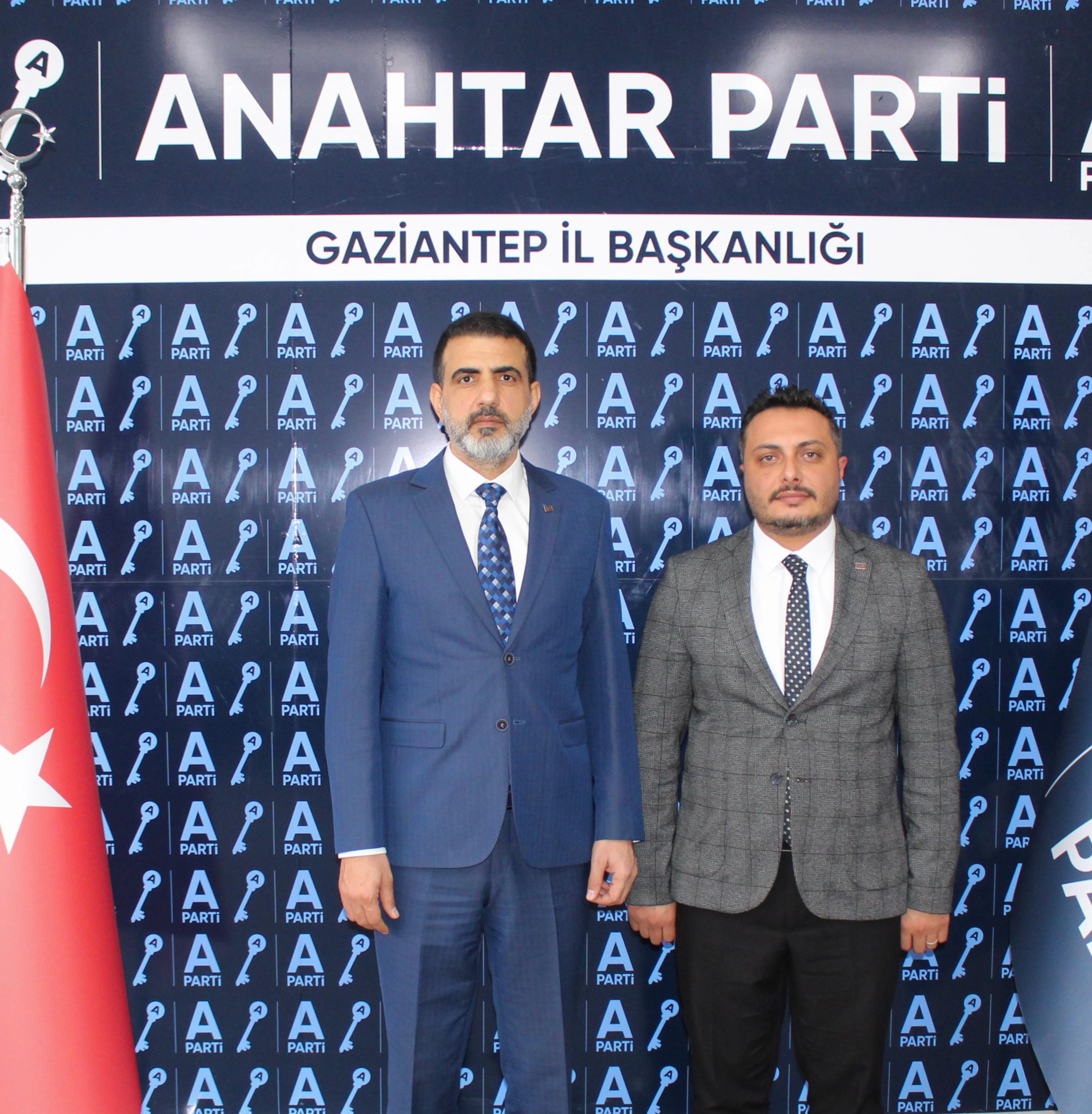 ANAHTAR PARTİSİN'DE ŞAHİNBEY İLÇE BAŞKANI MÜSLÜM YILMAZ OLDU