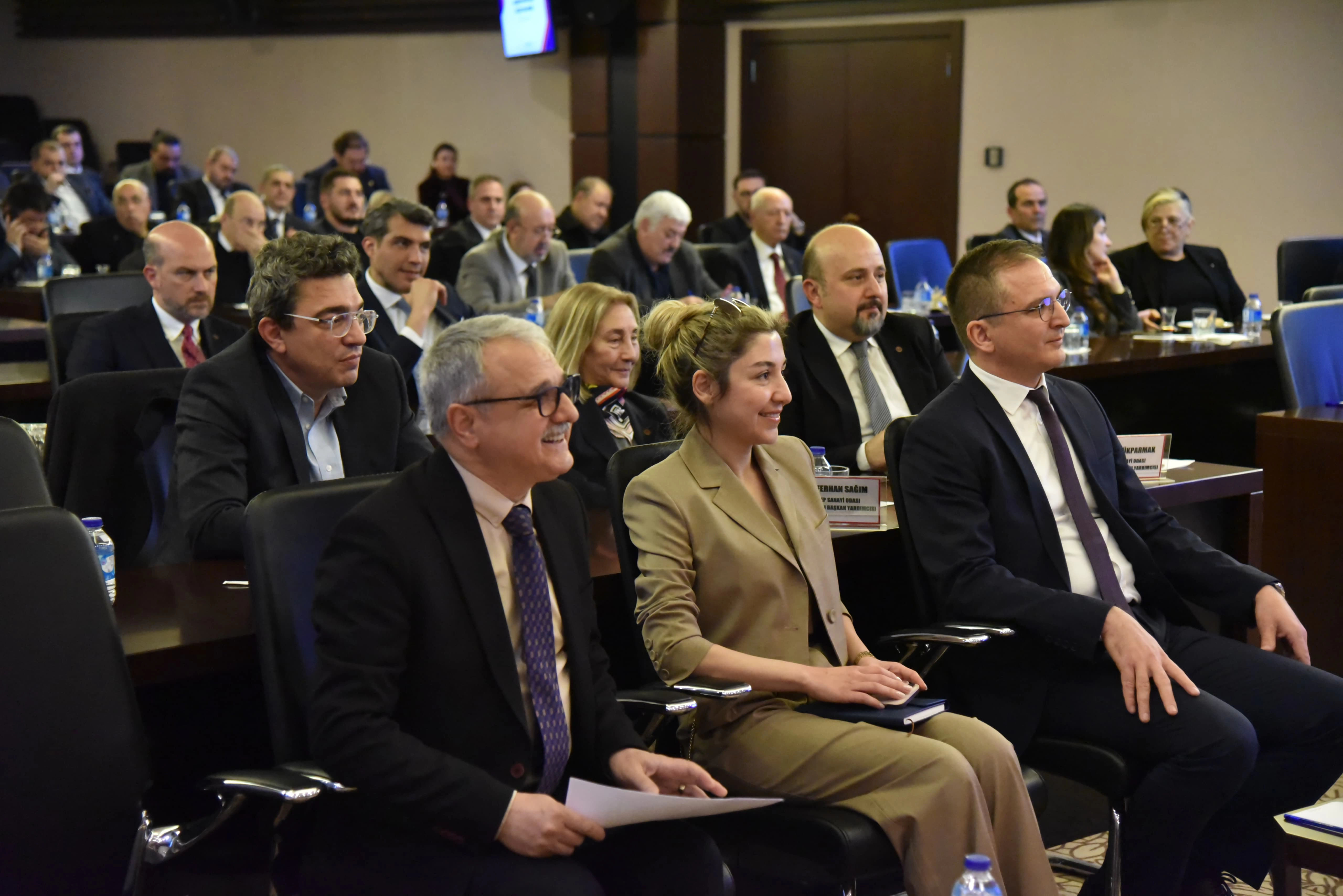 GİBTÜ’LÜ AKADEMİSYENLER GSO’DA BULUŞTU