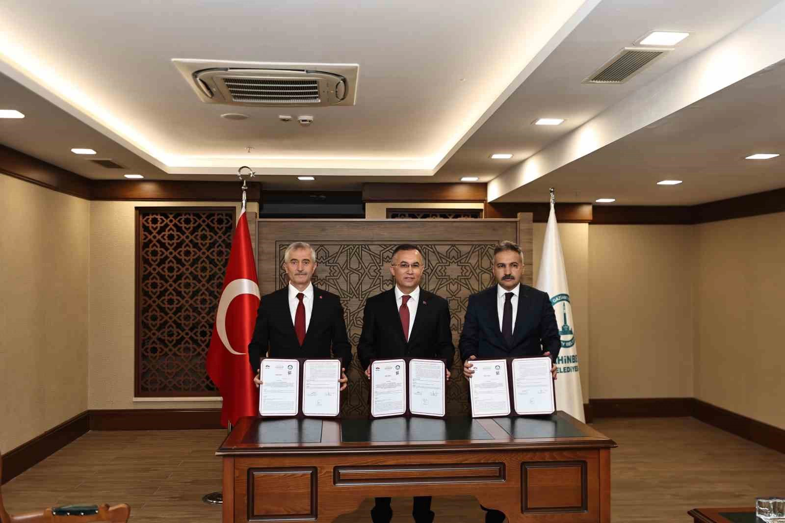 ŞAHİNBEY'DEN 100 YETİM AİLEYE KONUT