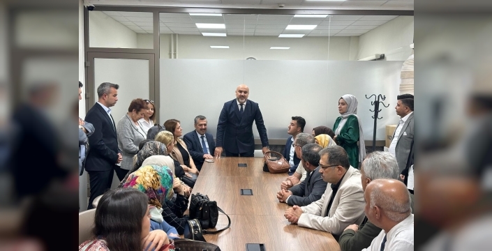 AK Parti Şehitkamil Teşkilatından Şehitkamil Belediyesi’ne Güç Gösterisi!