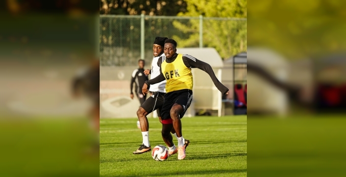 FENERBAHÇE HAZIRLIKLARI SÜRÜYOR