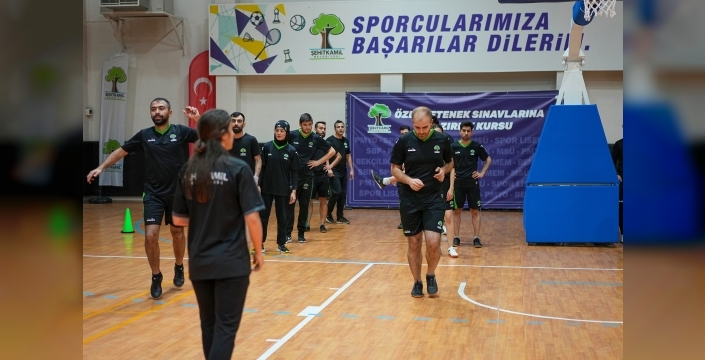 ŞEHİTKAMİL BELEDİYESİ’NDEN GENÇLERE BÜYÜK DESTEK