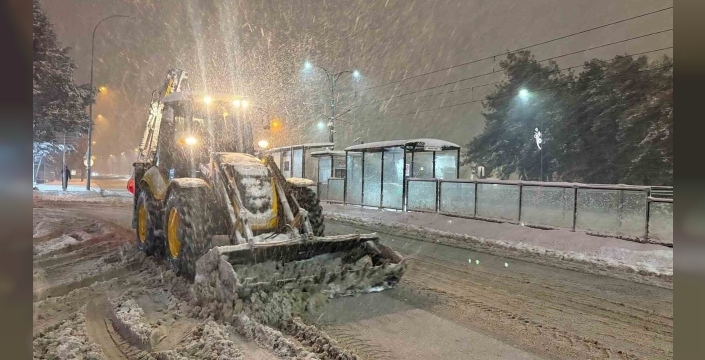 GAZİANTEP 'TE YOL ÇALIŞMALARI ARALIKSIZ DEVAM EDİYOR