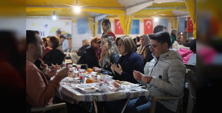 GAZİANTEP BÜYÜKŞEHİR, RAMAZAN AYINDA VATANDAŞLARI AYNI İFTAR SOFRASINDA BULUŞTURACAK
