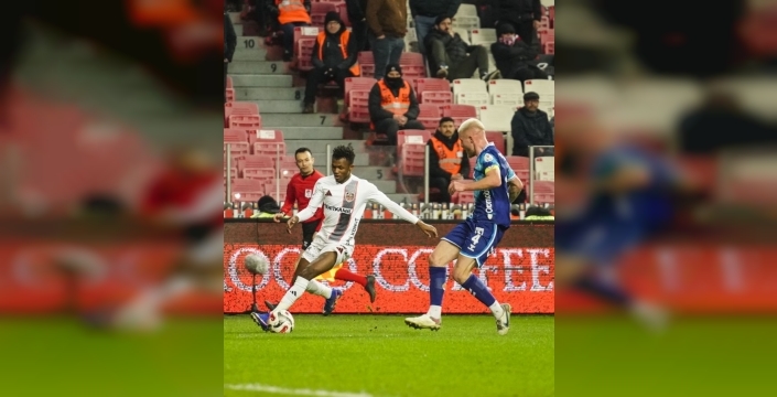 Samsunspor ile Gaziantep FK 0-0 berabere kaldı!